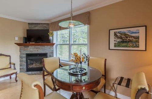 Piedmont House | Ski Retreat, Steps to Slopes, Balcony, Fireplace