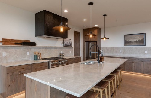 Driggs Condo | Ski Shuttle at Newly Built-MiddleTeton at TheBasin