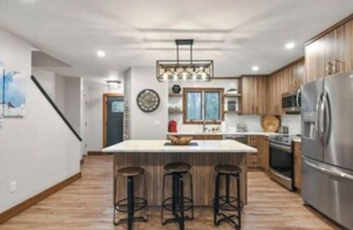 Tannersville House | Ski Side Getaway < 1 Mile From Mountain