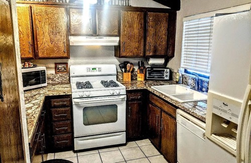 Big Bear Lake House | Ski, Soak & Relax, 2 BR/1.5 BA Townhouse with Spa, at the base of Snow Summit