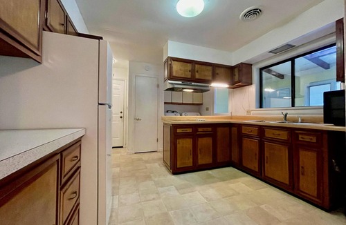 Tafton House | SKI THE POCONOS THIS WINTER !