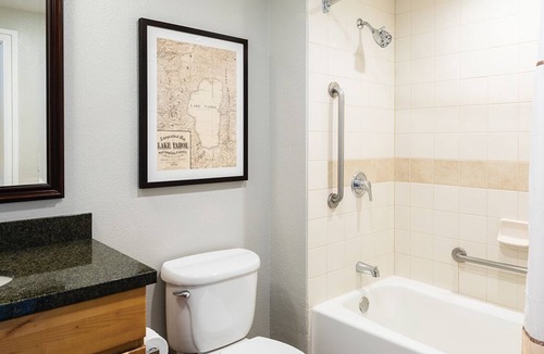 Lakeside Park Villa | Ski Vacation