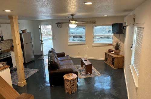 Sperry House | Skiatook Lake Guest House