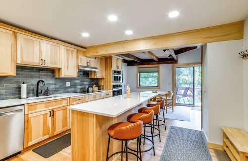 Blodgett Mills House | Skier's Paradise: Townhome w/Deck in Cortland!