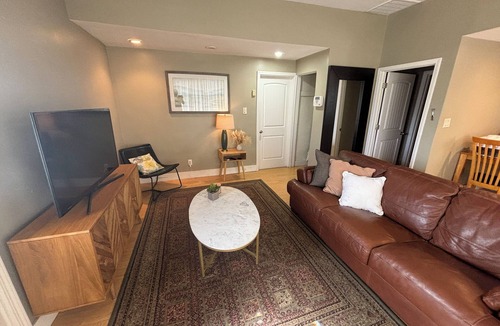 Murray House | Skiers' international crash pad