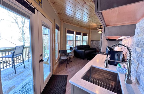Sugar Mountain Condo | Skiers Paradise! Lower level of ski in - ski out duplex
