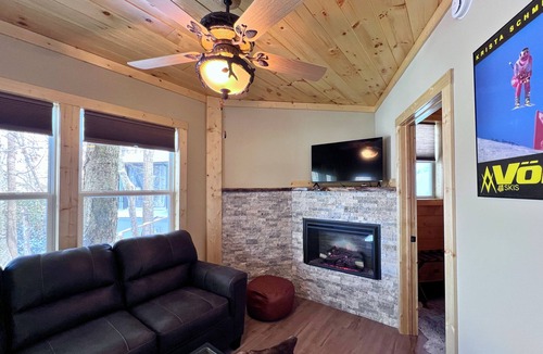 Sugar Mountain Condo | Skiers Paradise! Lower level of ski in - ski out duplex