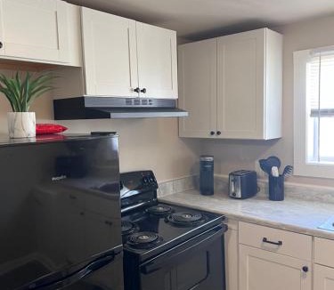 Rockingham Apartment | Skipper Apt #4