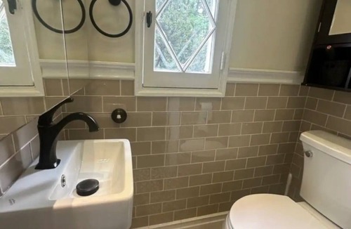 Skokie House | Skokie 9 bed 4 bedrooms house