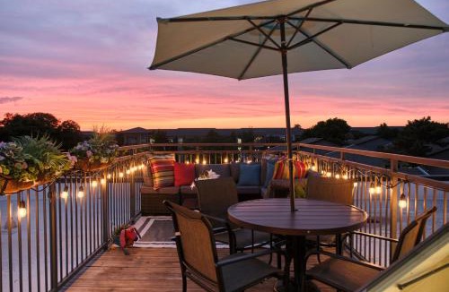 Dallas Apartment | Sky Deck Lounge With Views