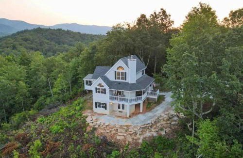 Andrews House | Sky Harbour