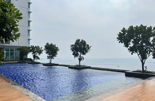 Pluit Apartment | Sky Heaven Greenbay in North Jakarta