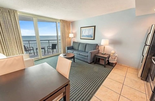 Downtown Myrtle Beach House | Sky-High Oceanfront Retreat – 21st-Floor Penthouse