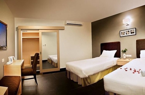 Kampung Pinang Baik Hotel | Sky Hotel Selayang