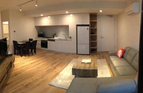 Doncaster House | SKY IN Self Service Apartment - Doncaster