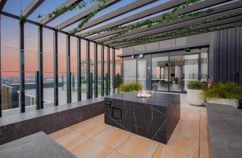 Newcastle Apartment | Sky Maiden on King with Private Terrace