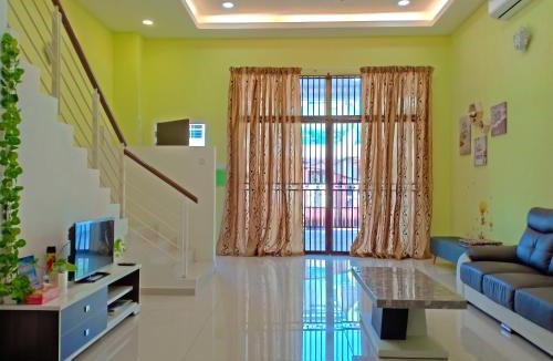 Pasir Penambang House | Sky Mirror Homestay