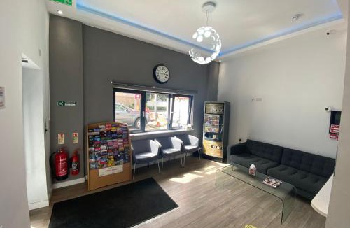 Hillingdon Hotel | Sky Nights Hotel London Heathrow