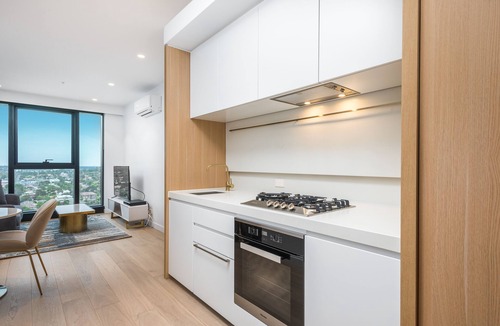 Box Hill Apartment | Sky One Apartments by CLLIX