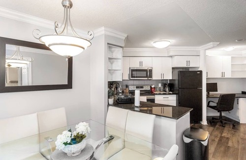 Downtown Mississauga Condo | Sky Retreat | 2BR-2BA High Floor | 180° City View