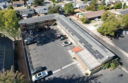 Southwestern Sacramento Hotel | Sky Riders Motel