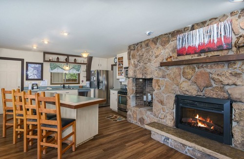 Carriage Hills House | Sky View In The Rockies - Ev #3473 3 Bedroom Home by RedAwning