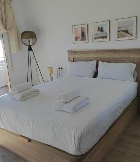Ensanche Diputacion Apartment | Sky Views Studio in City Centre