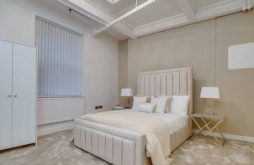 Bradford Apartment | Sky Way Apartment