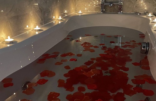 Bradford Apartment | Sky Way Apartment