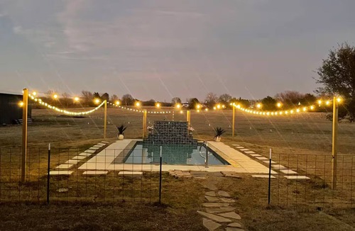 Elmo House | Skyblue Ranch, Peaceful Getaway with Pool!Pets!