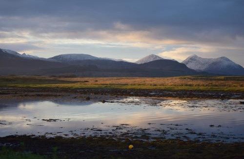 Breakish House | Skye Coorie Cabin