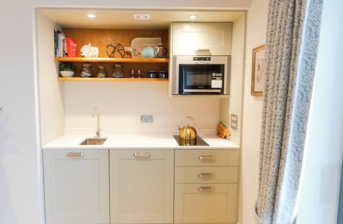 Mallaig Cottage | Skye Studio - UKC6566