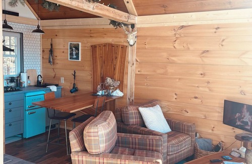 Creemore Cabin | Skyfall Off Grid Luxury Cabin