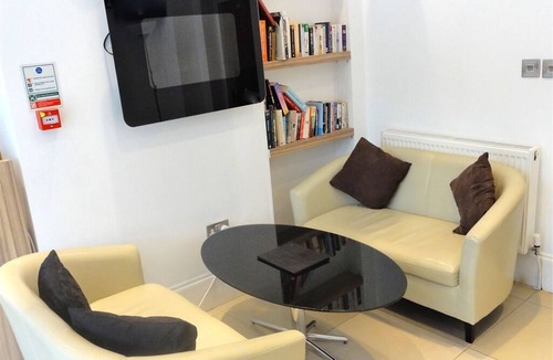 Heston Central House | Skylark B&B