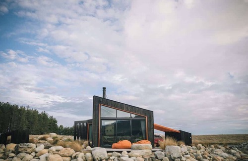 Ben Ohau Cabin | Skylark Cabin – Private Luxury Escape with Hot Tub