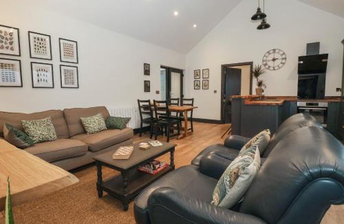 Low Catton House | Skylark