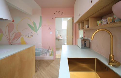 Gumley Resort | Skylark Lodge