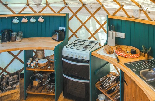 Bridport Cottage | Skylark Yurt - UKC6946