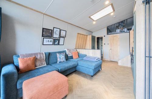 Great Houghton House | Skylight Stargazer - Billing Aquadrome