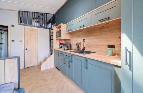 Great Houghton House | Skylight Stargazer - Billing Aquadrome