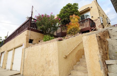 Middletown House | Skyline Hot Tub Deck Harbor Views, Sleeps 8