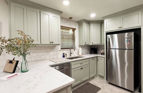 Searcy House | Skyline House - Sunrise Oasis