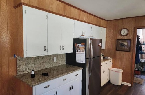 Russellville Cabin | Skyline Lodge nLake Dardanelle nArkansas River Valley