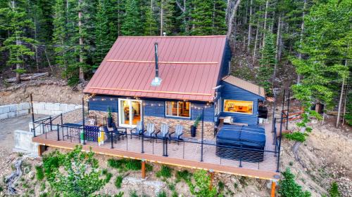 Saint Mary's House | Skyline Lodge