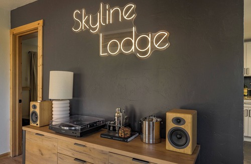 Saint Mary's Cabin | Skyline Lodge