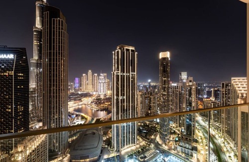 Downtown Dubai Apartment | Skyline Majestic 4BR | Burj & Fountain Views | PS5
