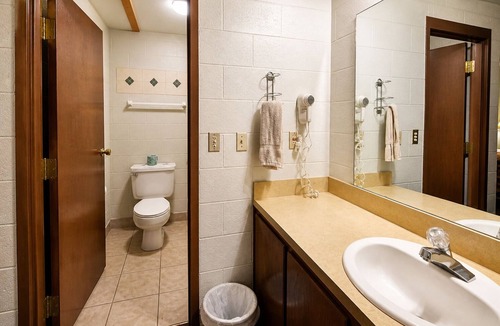 Bartlesville Hotel | Skyline Motel Bartlesville Hwy 75