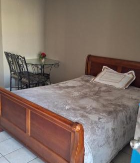 Sunrise Manor Hotel | Skyline Motel