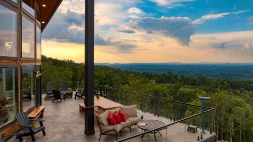 Sevierville House | Skyline Sanctuary by AvantStay