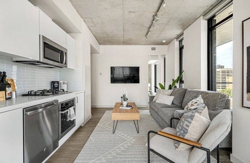 Connaught Apartment | Skyline Serenity 2BR w Pool, Gym & Parking